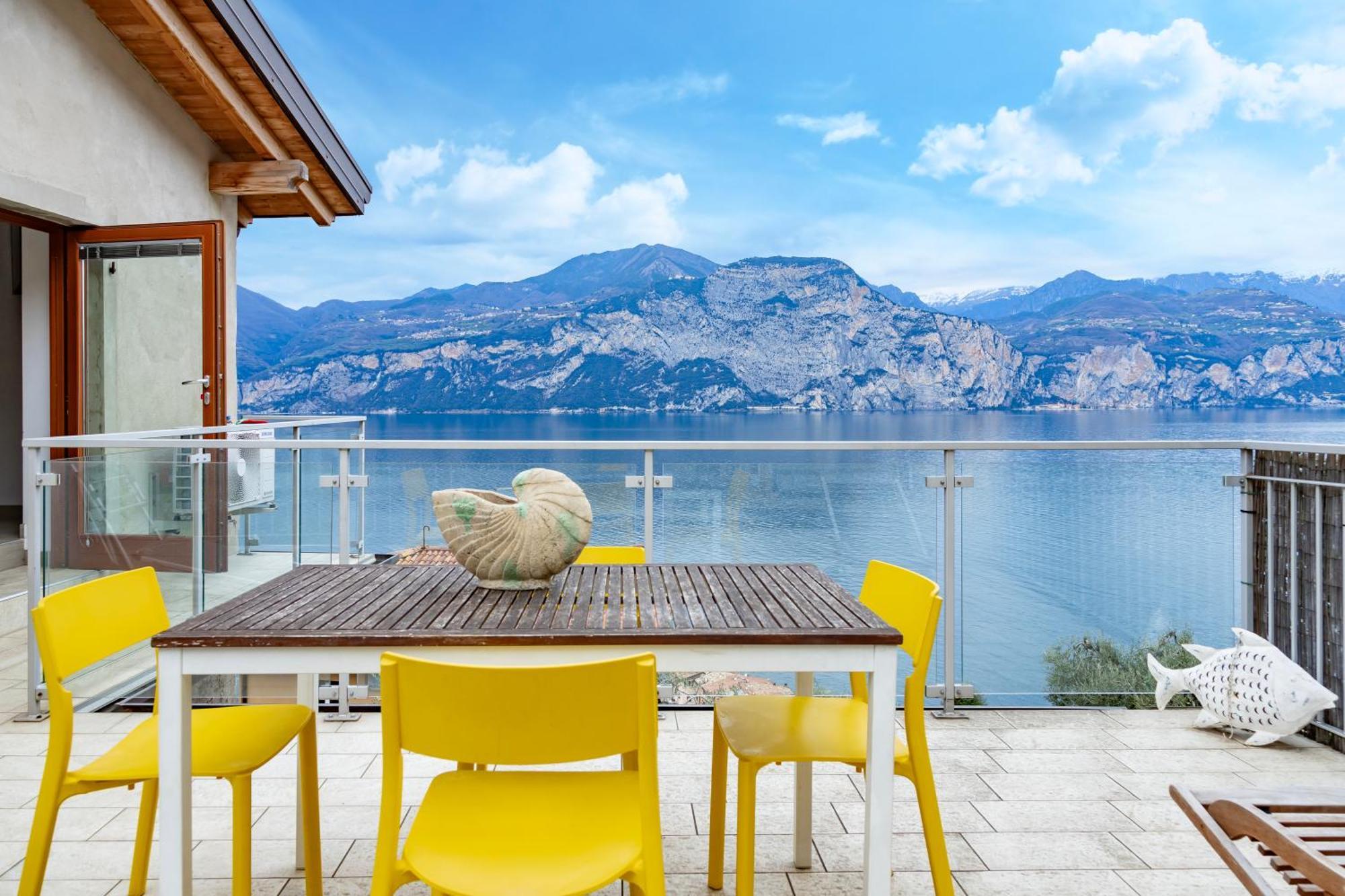 Ca De L'Angelon Lejlighedshotel Brenzone sul Garda Eksteriør billede