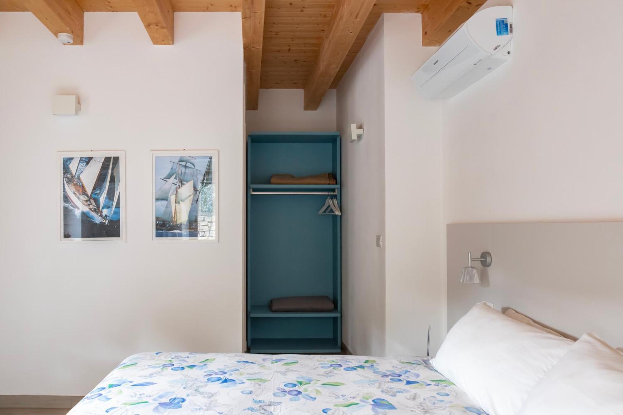 Ca De L'Angelon Lejlighedshotel Brenzone sul Garda Værelse billede