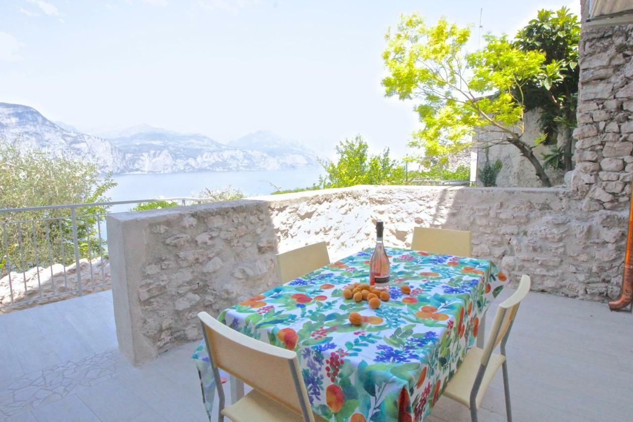 Ca De L'Angelon Lejlighedshotel Brenzone sul Garda Eksteriør billede