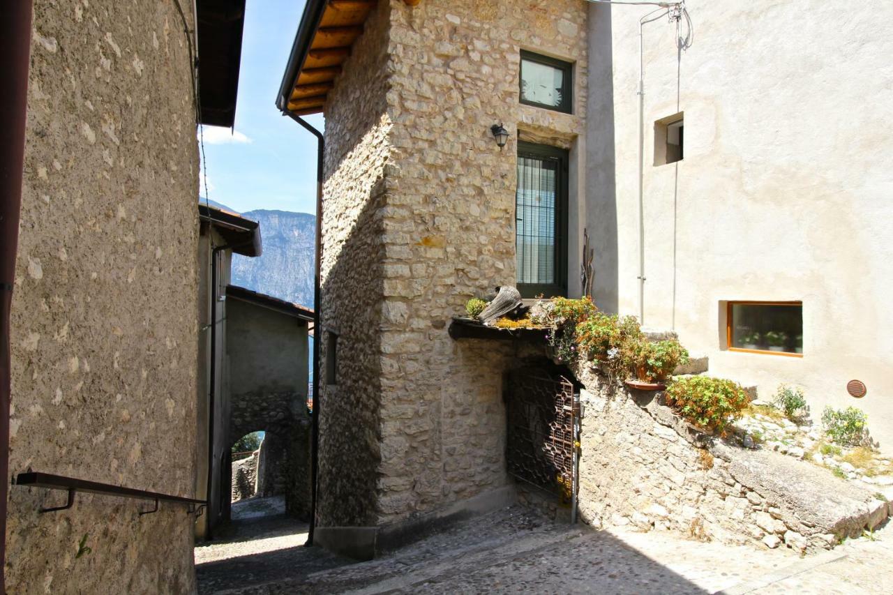 Ca De L'Angelon Lejlighedshotel Brenzone sul Garda Eksteriør billede
